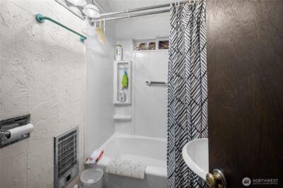 2552 NE 168th Street , Lake Forest Park, WA 98155 - Photo 24