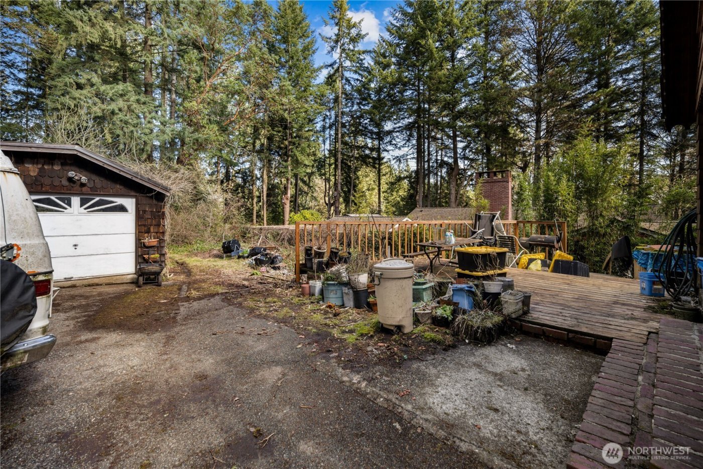 2552 NE 168th Street , Lake Forest Park, WA 98155