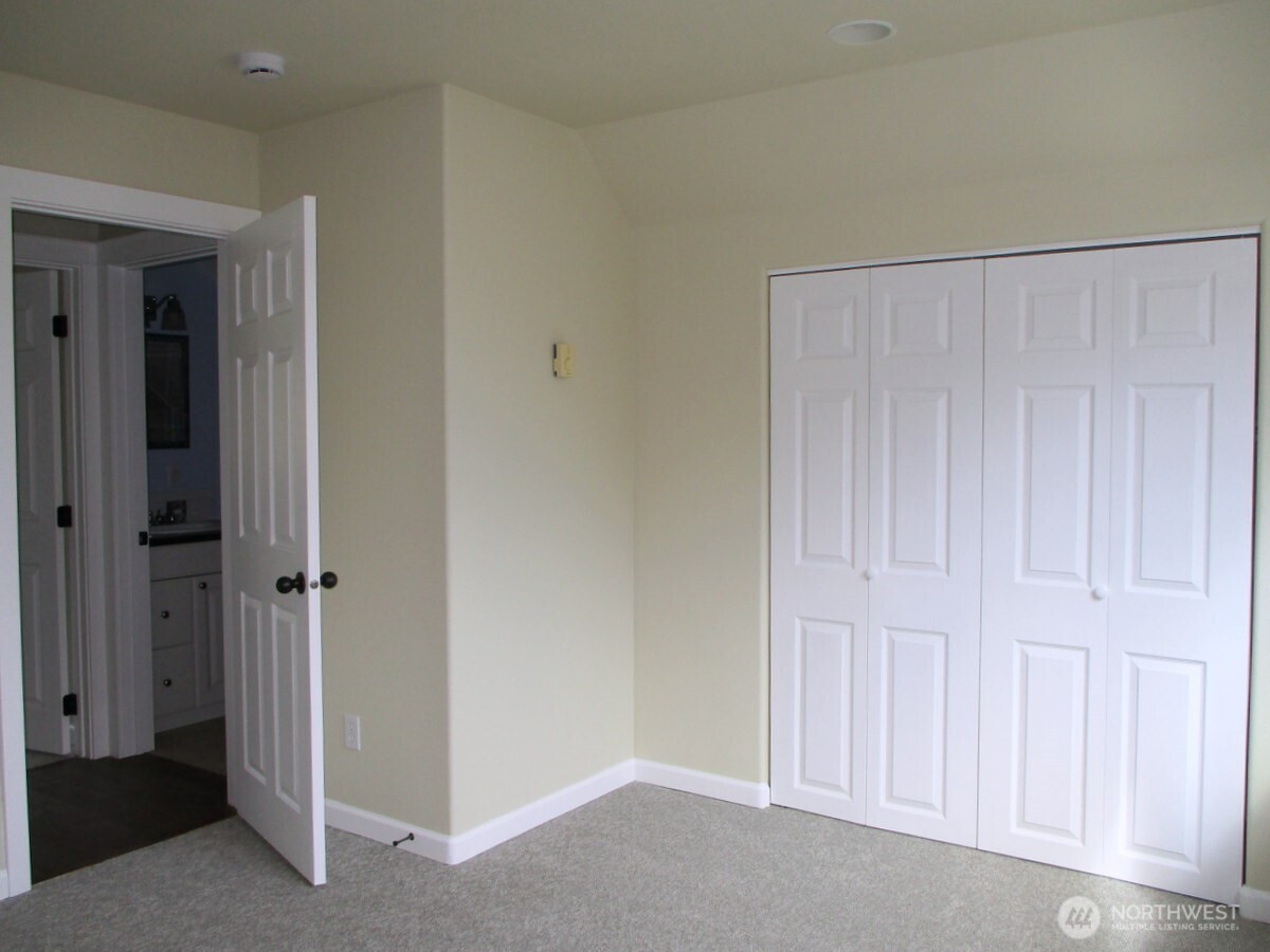 160 S Port Loop SW, Ocean Shores, WA 98569