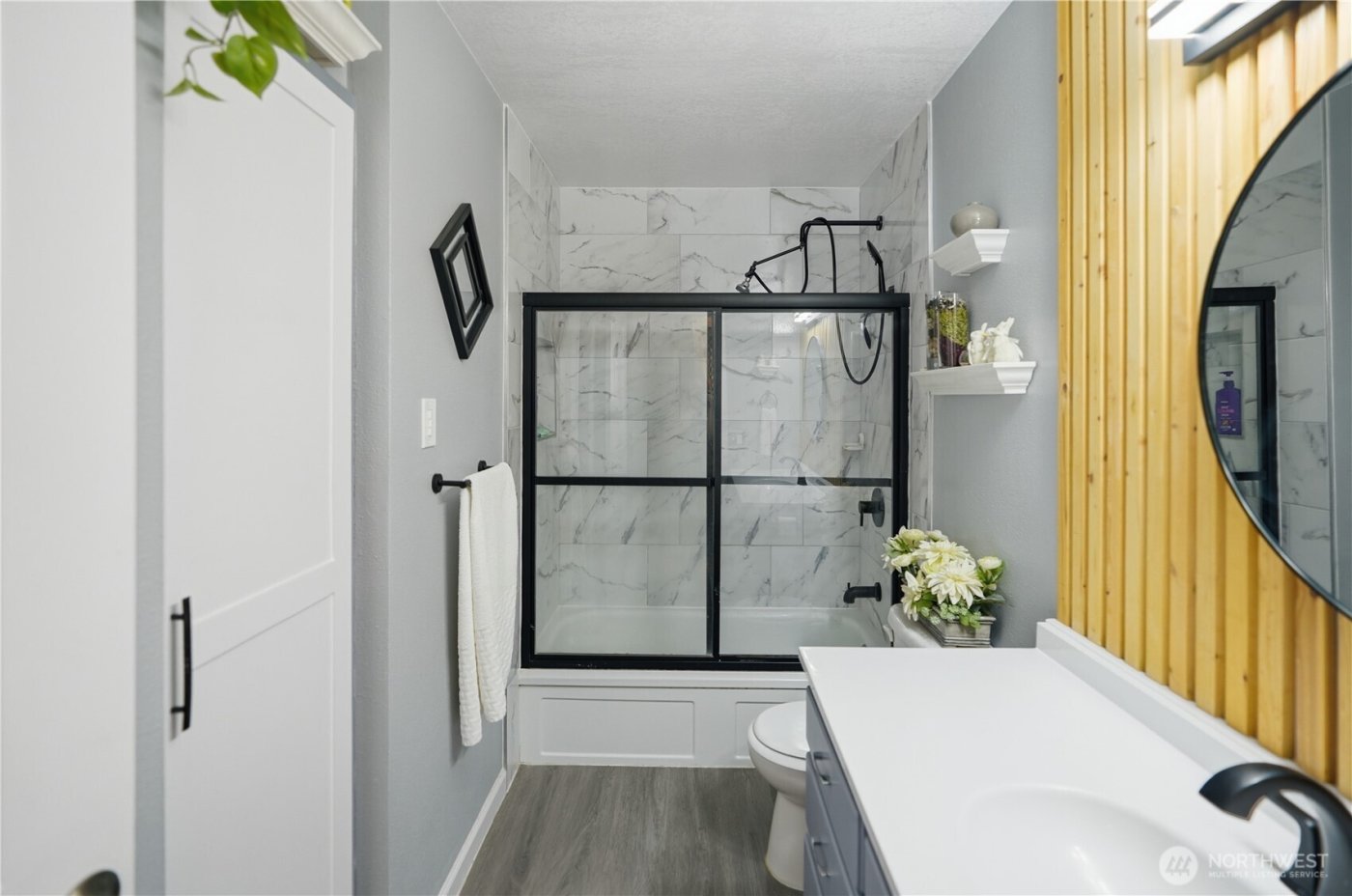 4059 NE Dunn Street , Moses Lake, WA 98837