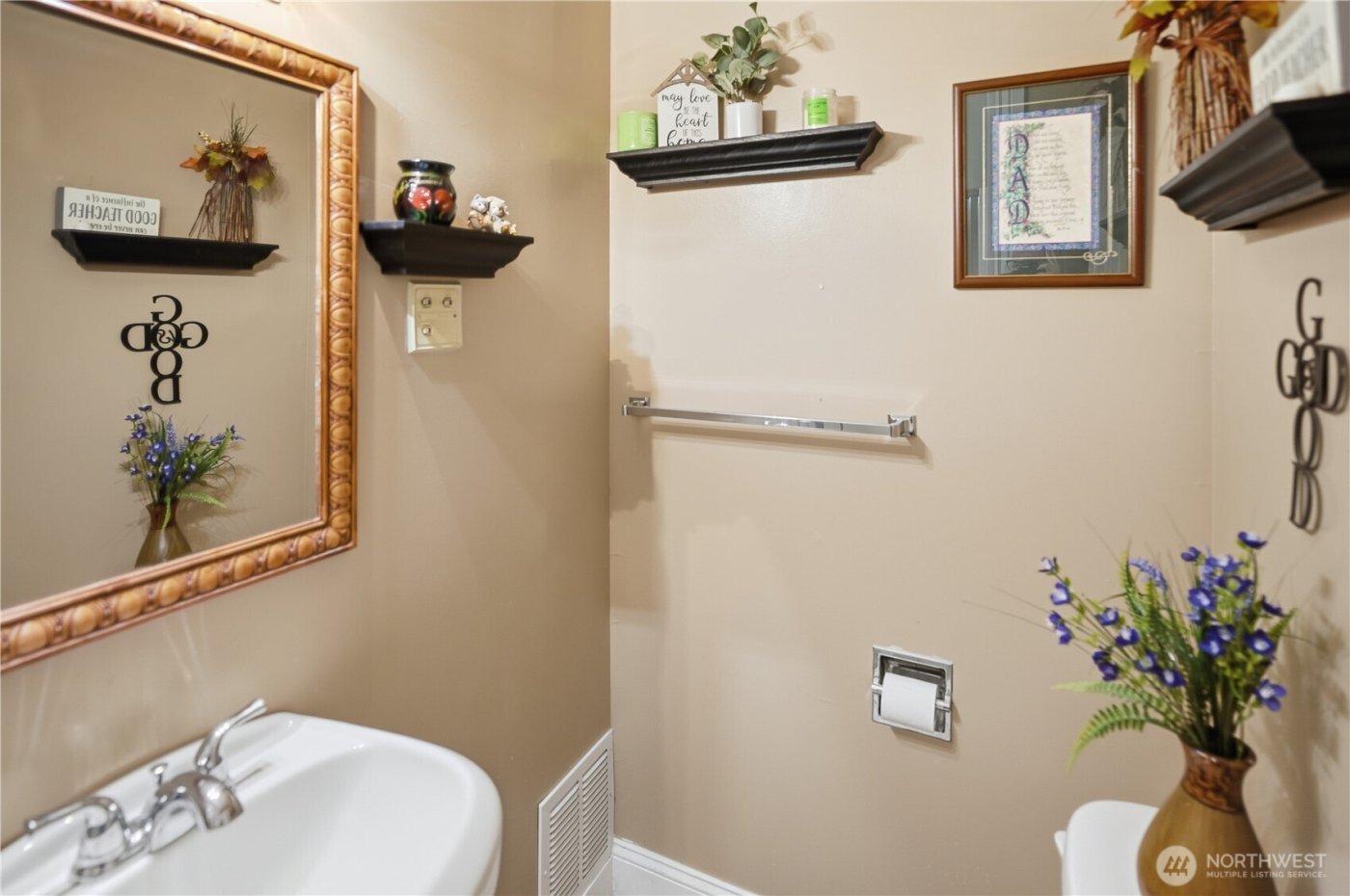 4059 NE Dunn Street , Moses Lake, WA 98837