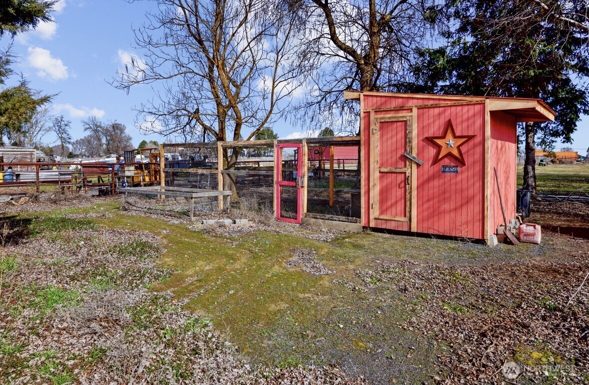 4059 NE Dunn Street , Moses Lake, WA 98837