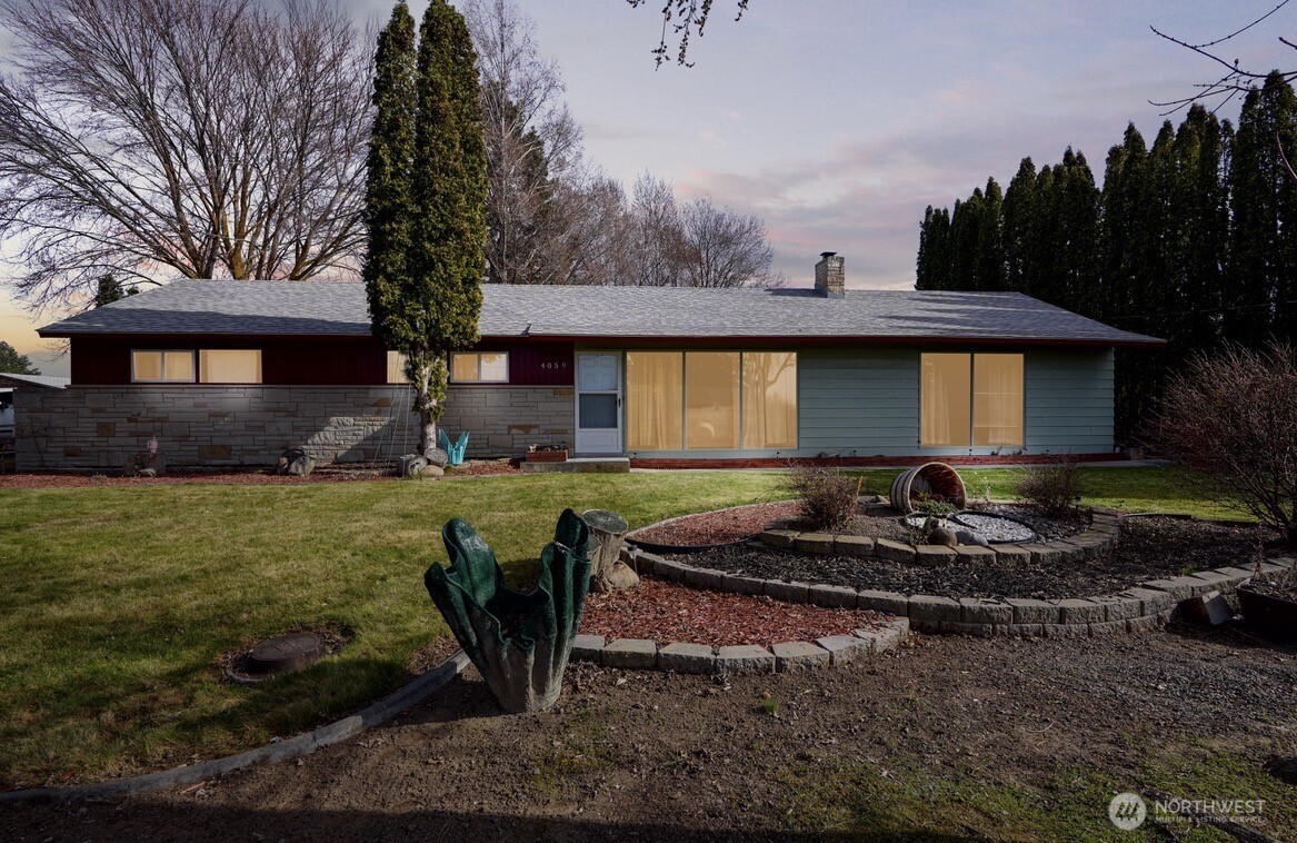 4059 NE Dunn Street , Moses Lake, WA 98837