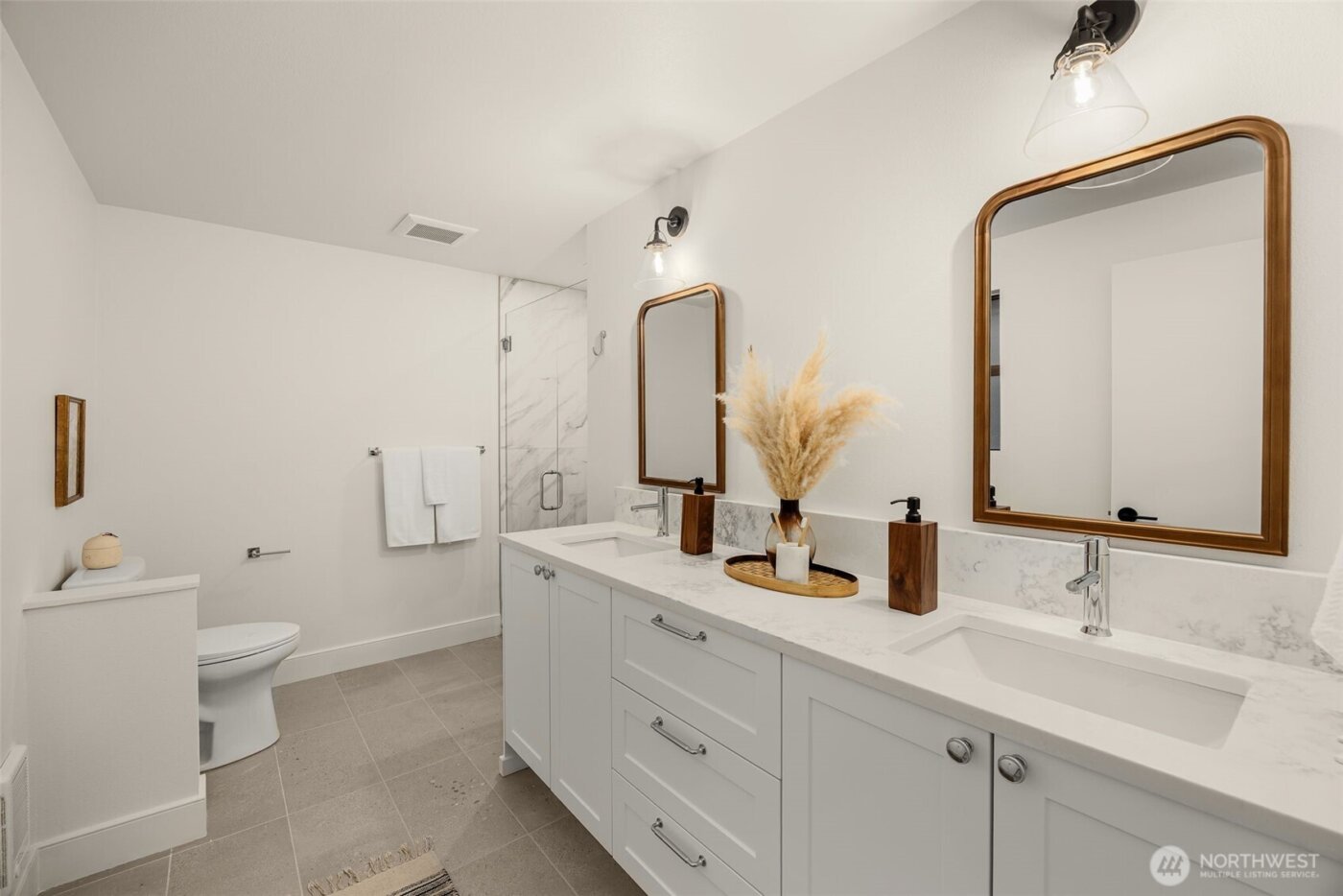 18843 168th Avenue NE, Woodinville, WA 98072