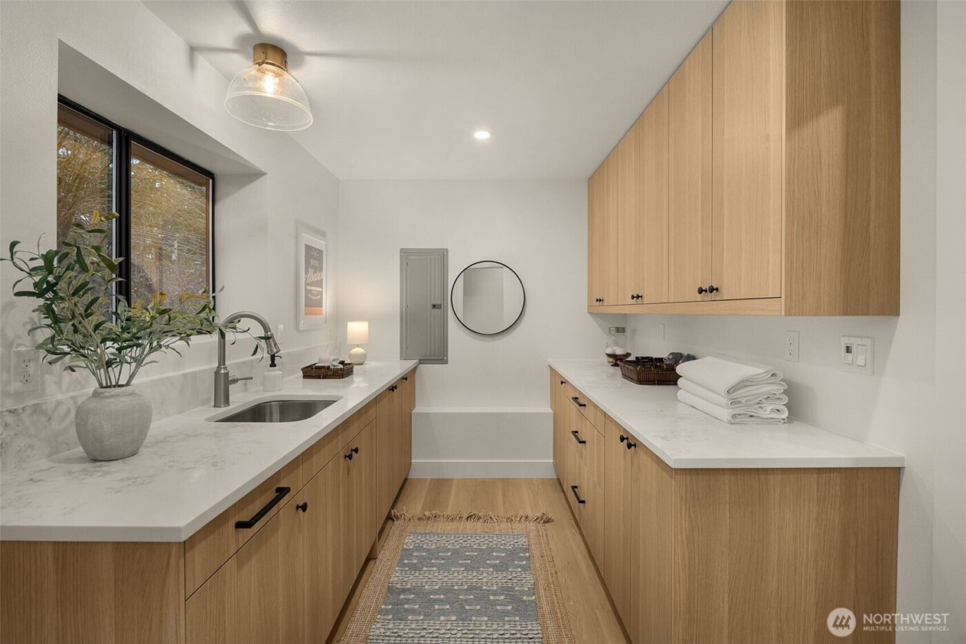 18843 168th Avenue NE, Woodinville, WA 98072