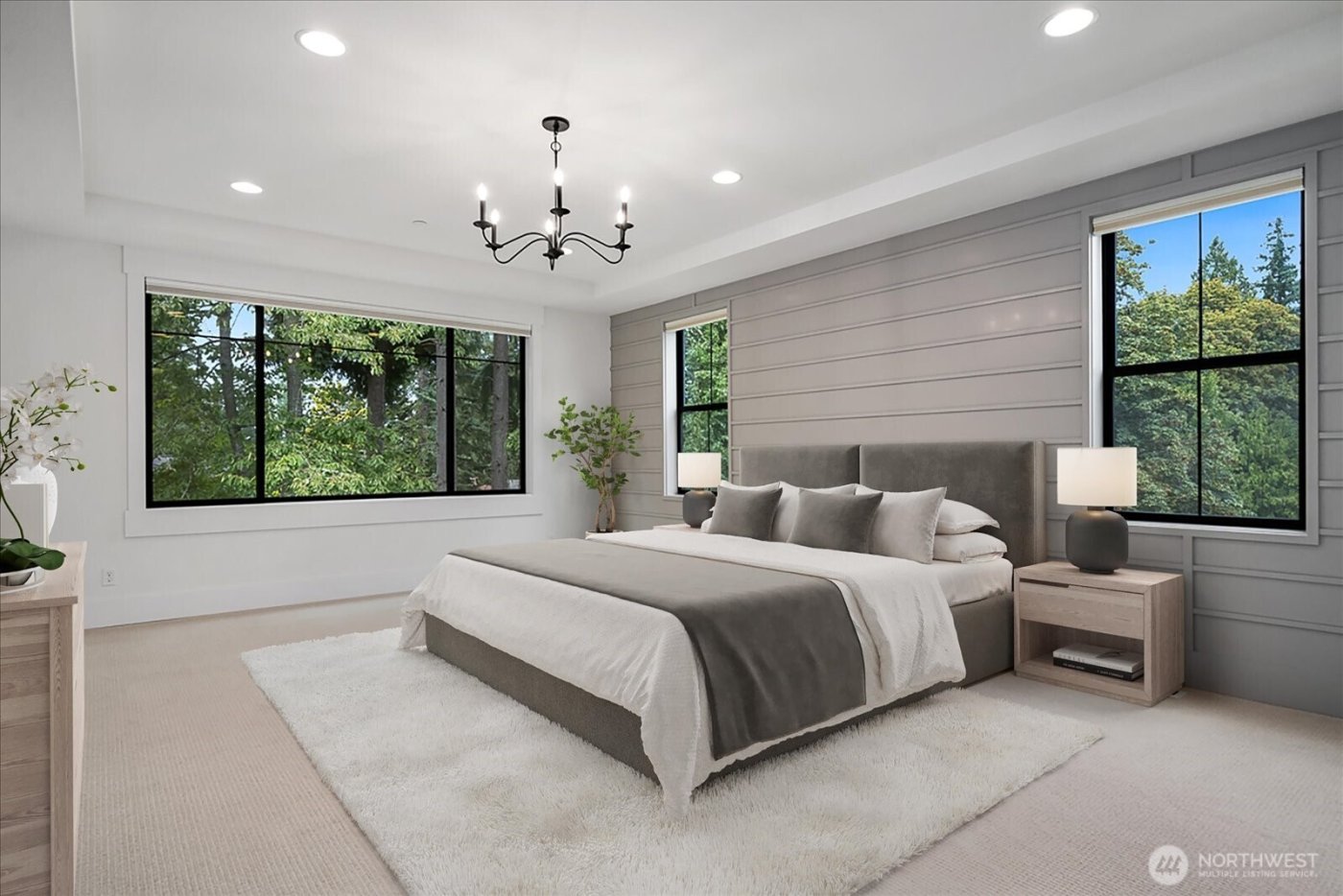 10924 SE 24th Place , Bellevue, WA 98004