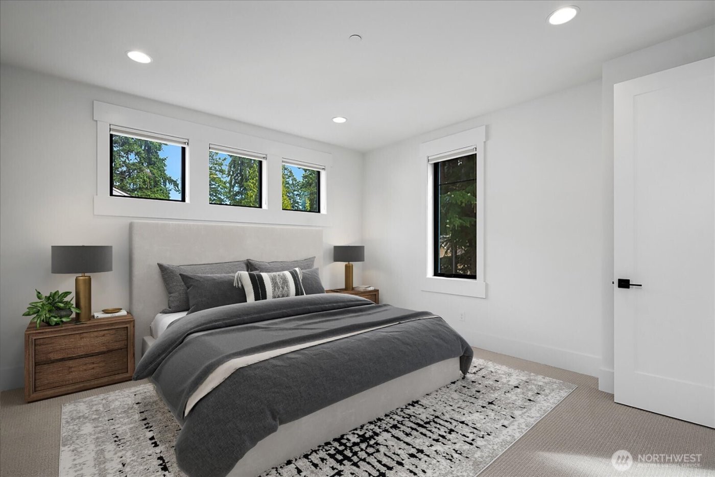 10924 SE 24th Place , Bellevue, WA 98004