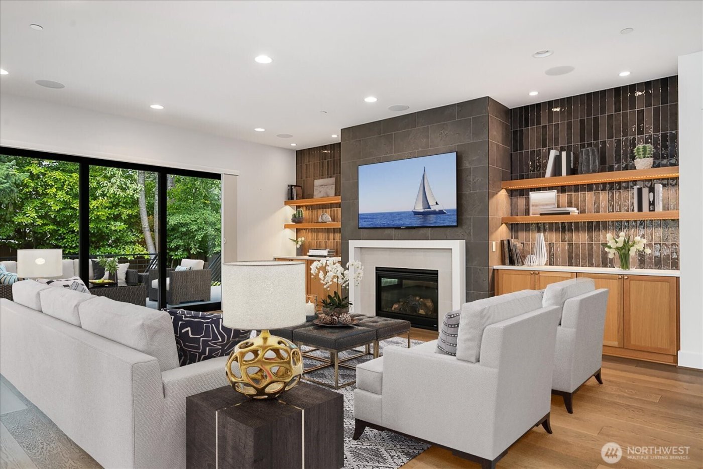 10924 SE 24th Place , Bellevue, WA 98004