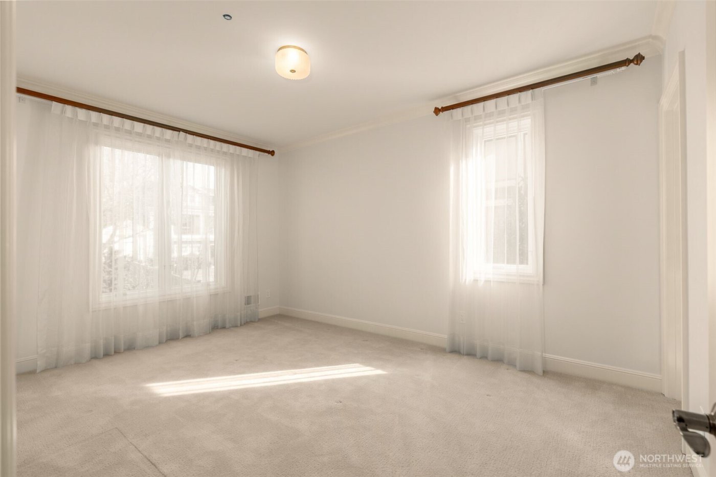 410 8th Avenue W, Kirkland, WA 98033