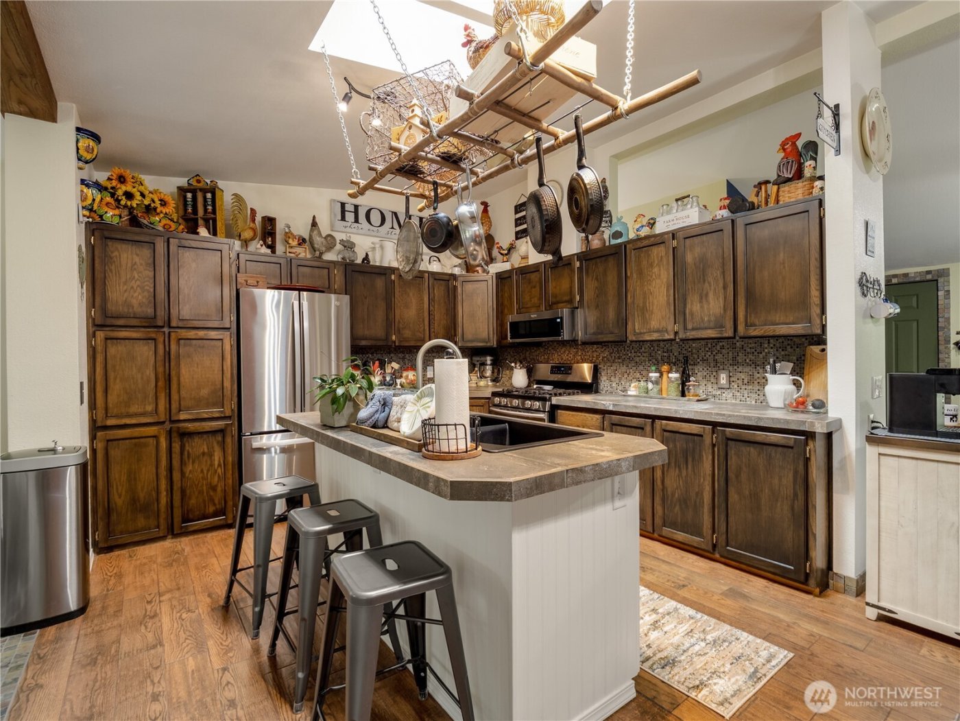 19816 30th Street SW, Lakebay, WA 98349