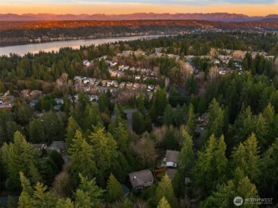 17014 NE 28th Place , Bellevue, WA 98008 - Photo 37