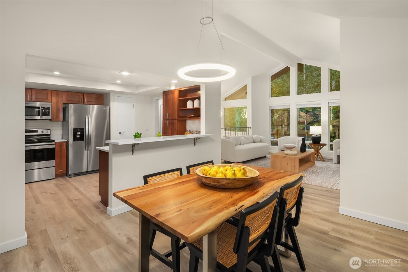 17014 NE 28th Place , Bellevue, WA 98008