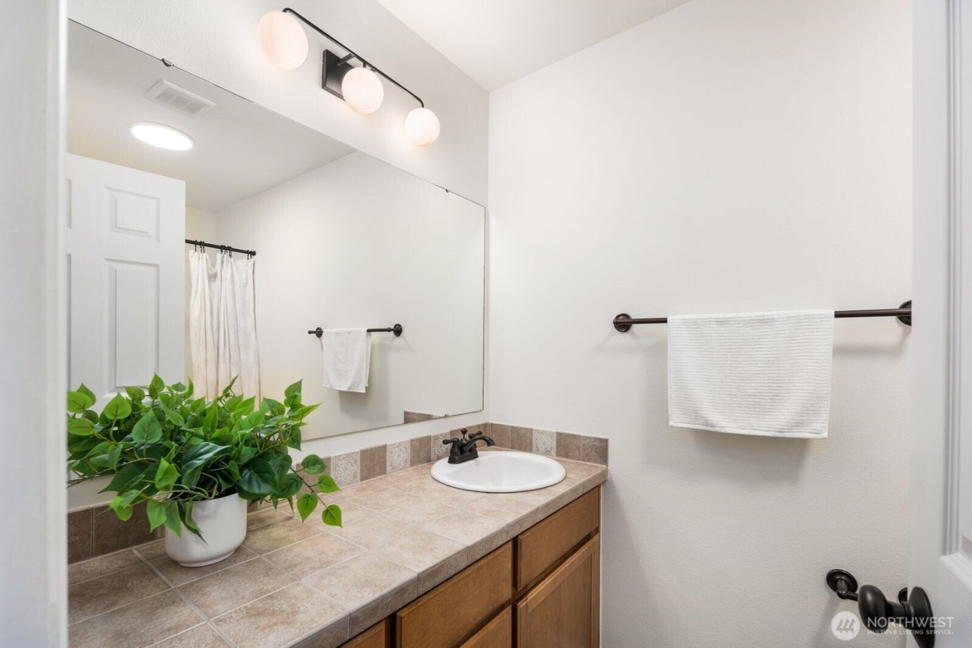 313 50th Street SE #38, Auburn, WA 98092