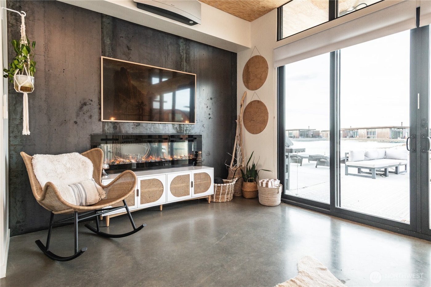 23584 Gorge Loop Drive , Quincy, WA 98848