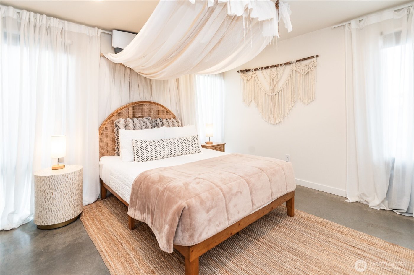 23584 Gorge Loop Drive , Quincy, WA 98848