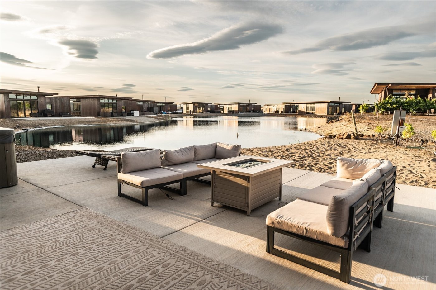 23584 Gorge Loop Drive , Quincy, WA 98848