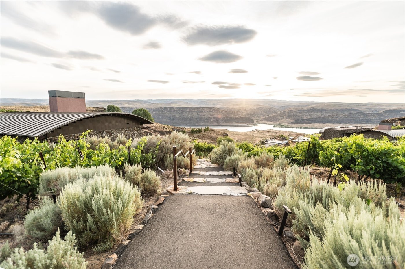 23584 Gorge Loop Drive , Quincy, WA 98848