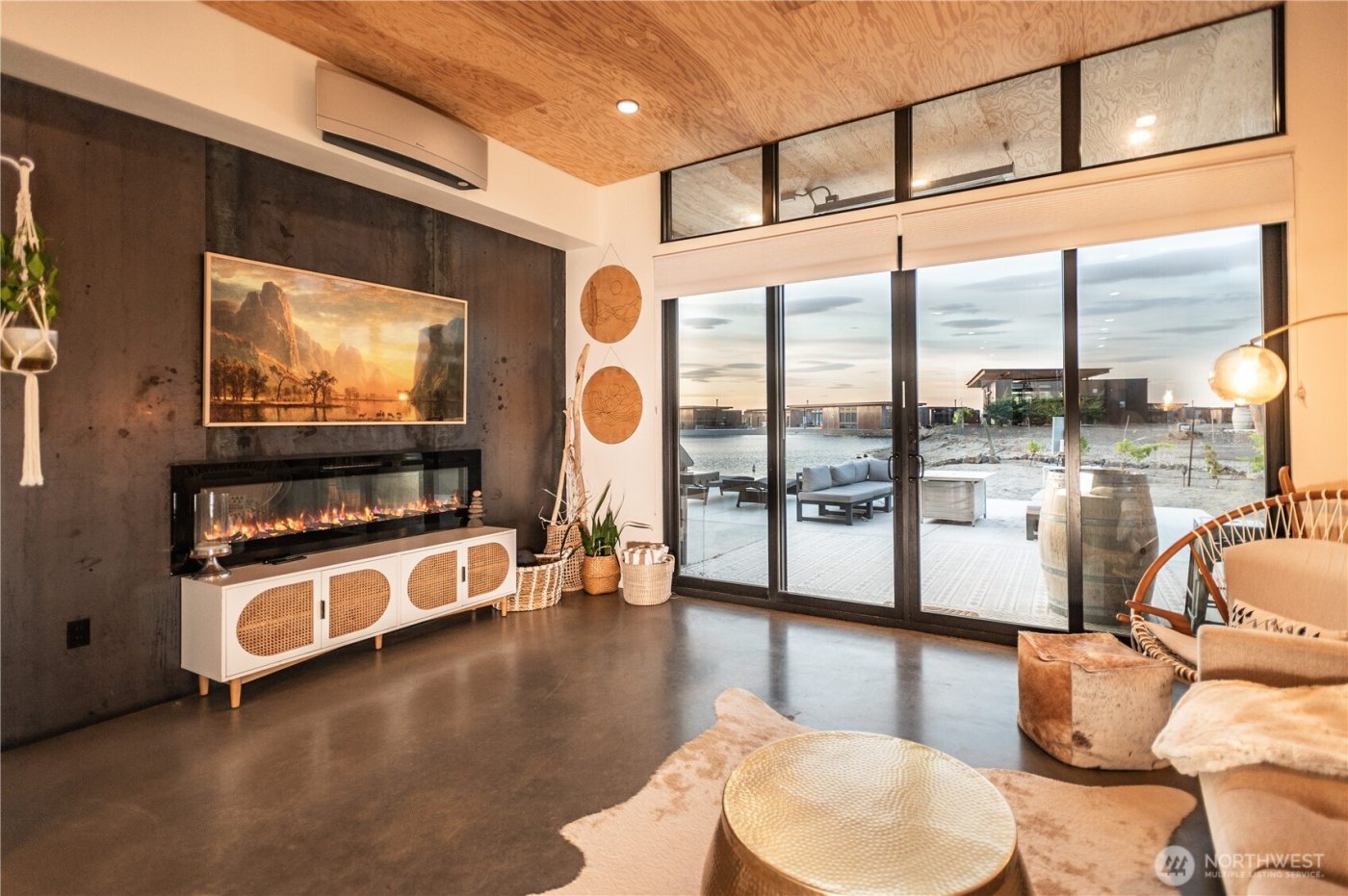 23584 Gorge Loop Drive , Quincy, WA 98848