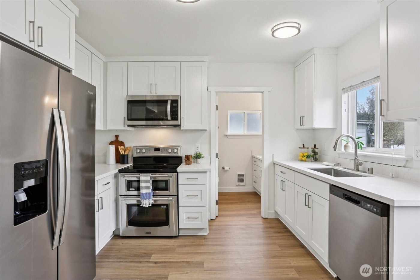 1722 S Cushman Avenue , Tacoma, WA 98405