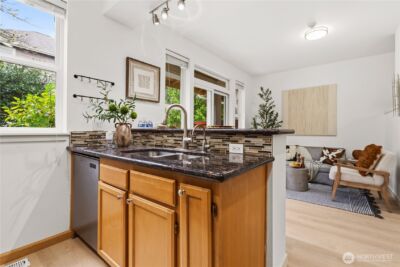 15648 NE 93rd Wy #B1702, Redmond, WA 98052 - Photo 14