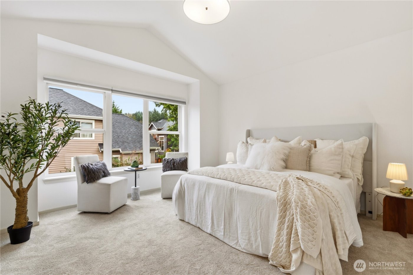 15648 NE 93rd Wy #B1702, Redmond, WA 98052