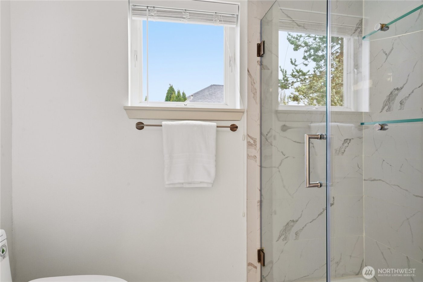 15648 NE 93rd Wy #B1702, Redmond, WA 98052