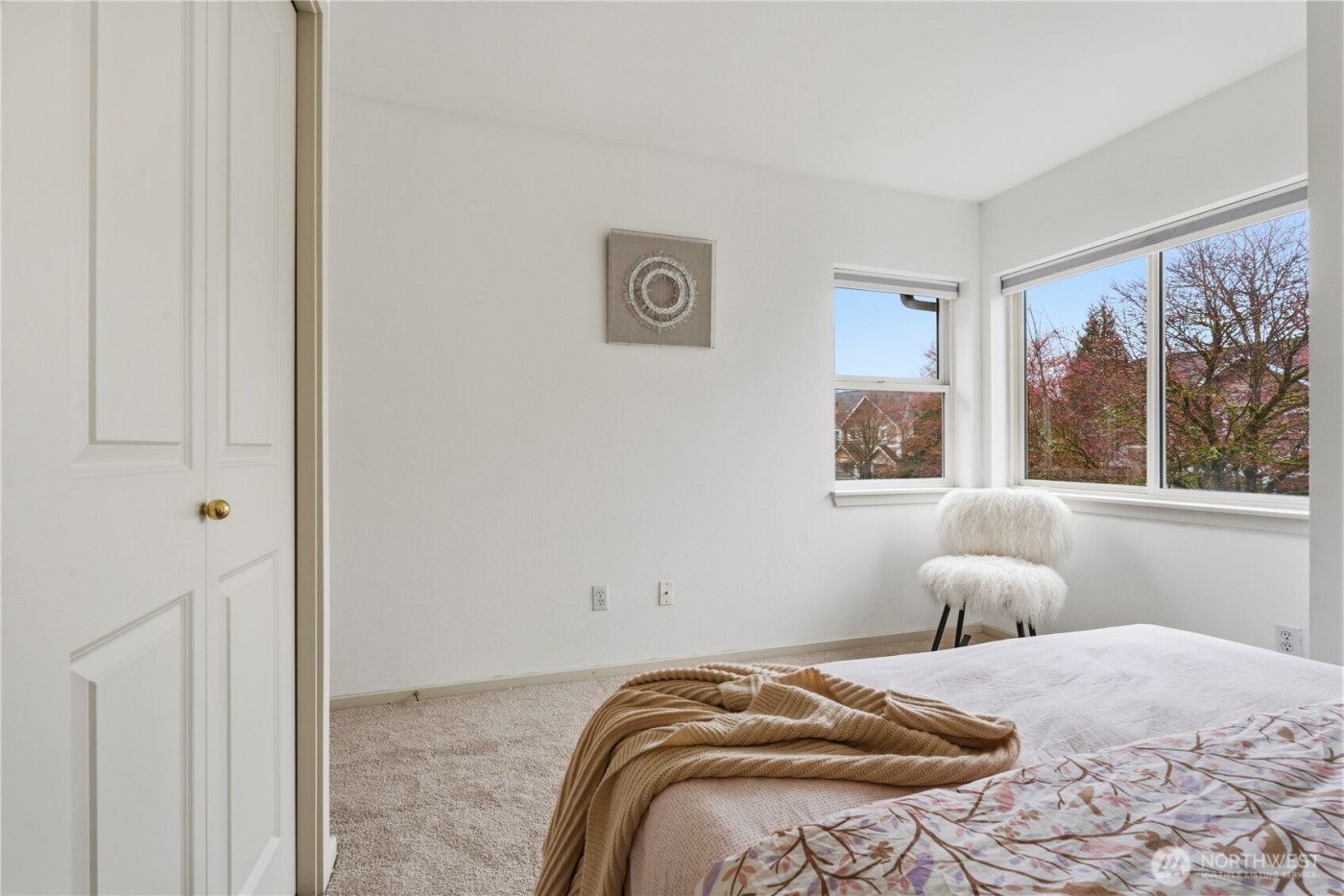 15648 NE 93rd Wy #B1702, Redmond, WA 98052