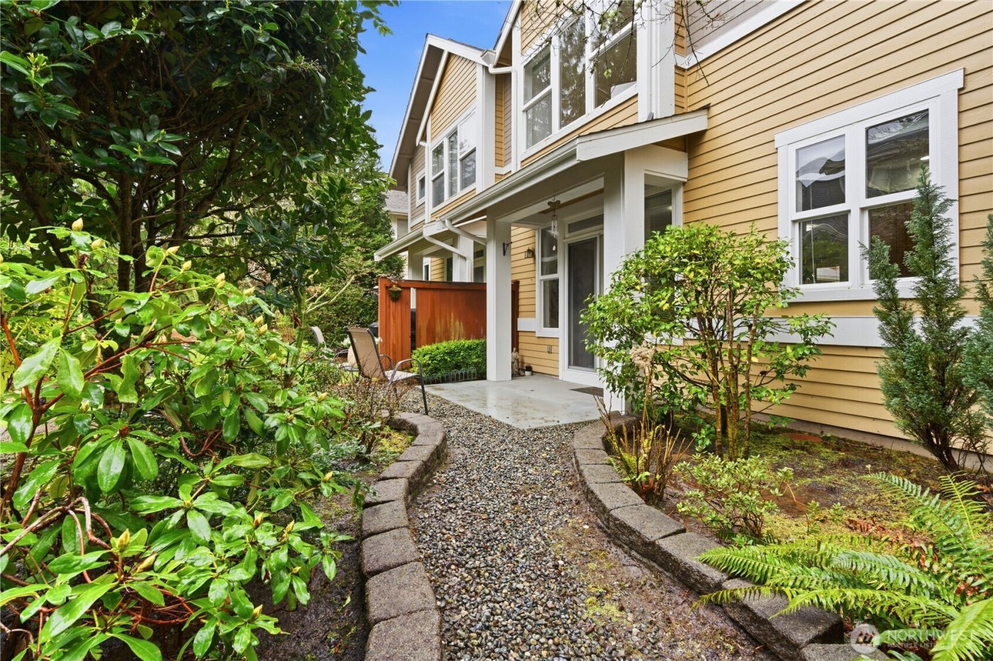 15648 NE 93rd Wy #B1702, Redmond, WA 98052