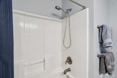 21264 SE 42nd Lane #21264, Issaquah, WA 98029 - Photo 18