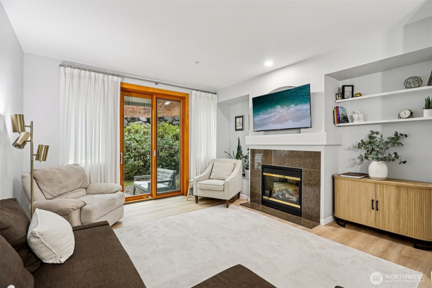 21264 SE 42nd Lane #21264, Issaquah, WA 98029