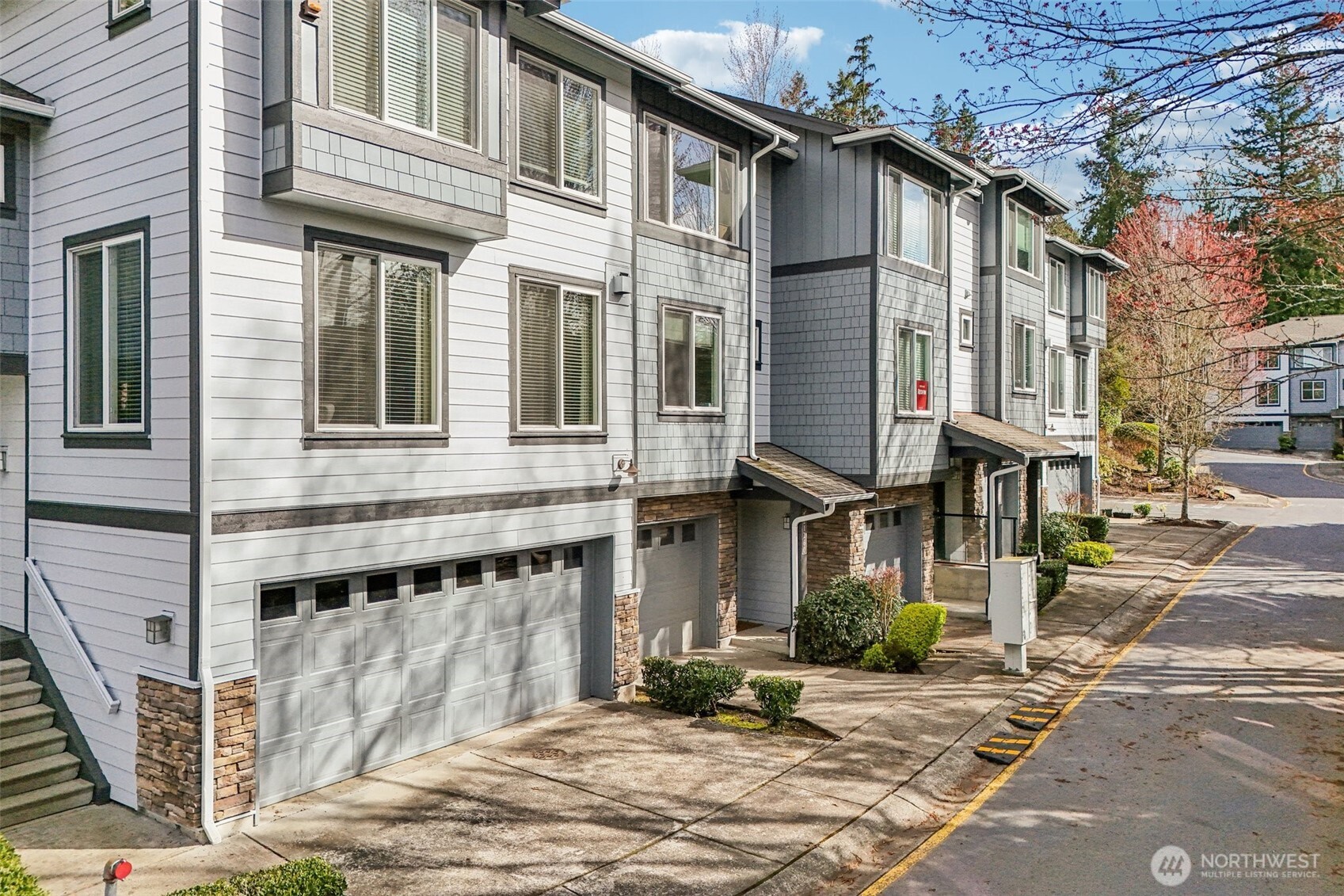 21264 SE 42nd Lane #21264, Issaquah, WA 98029