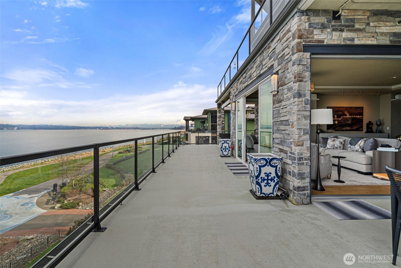 5105 Grand Loop #401, Tacoma, WA 98407