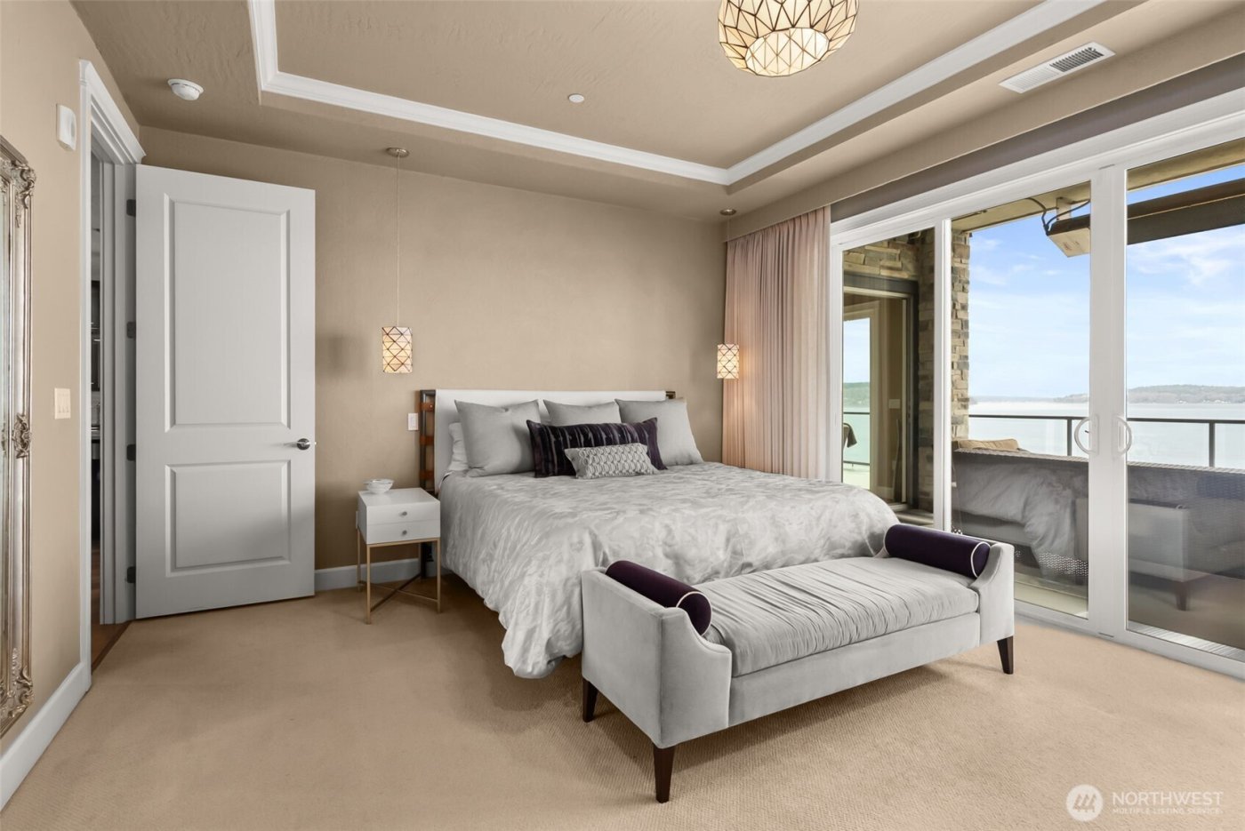 5105 Grand Loop #401, Tacoma, WA 98407