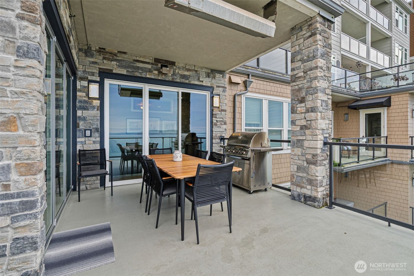 5105 Grand Loop #401, Tacoma, WA 98407