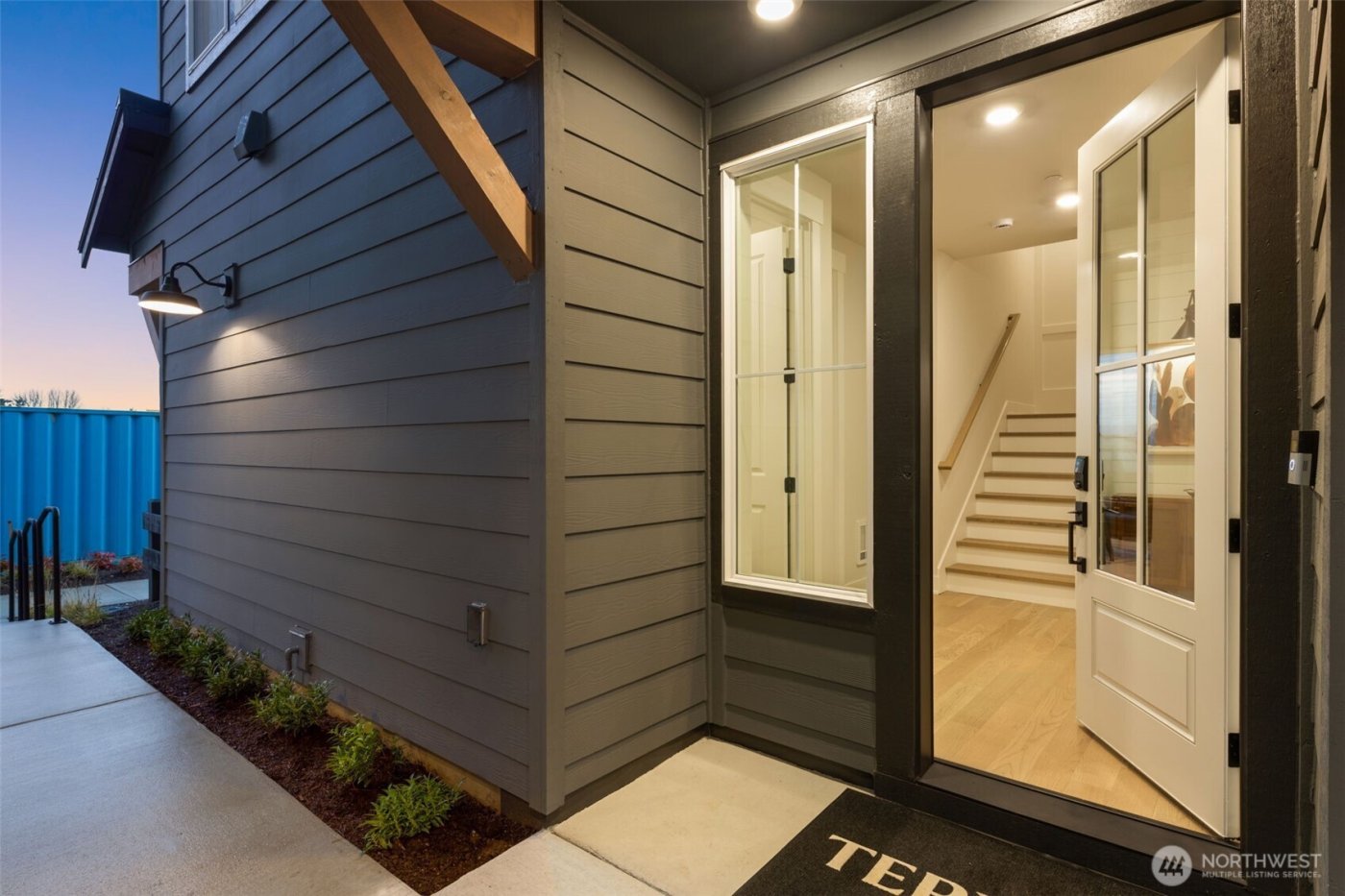 14335 149th Place NE #44, Woodinville, WA 98072