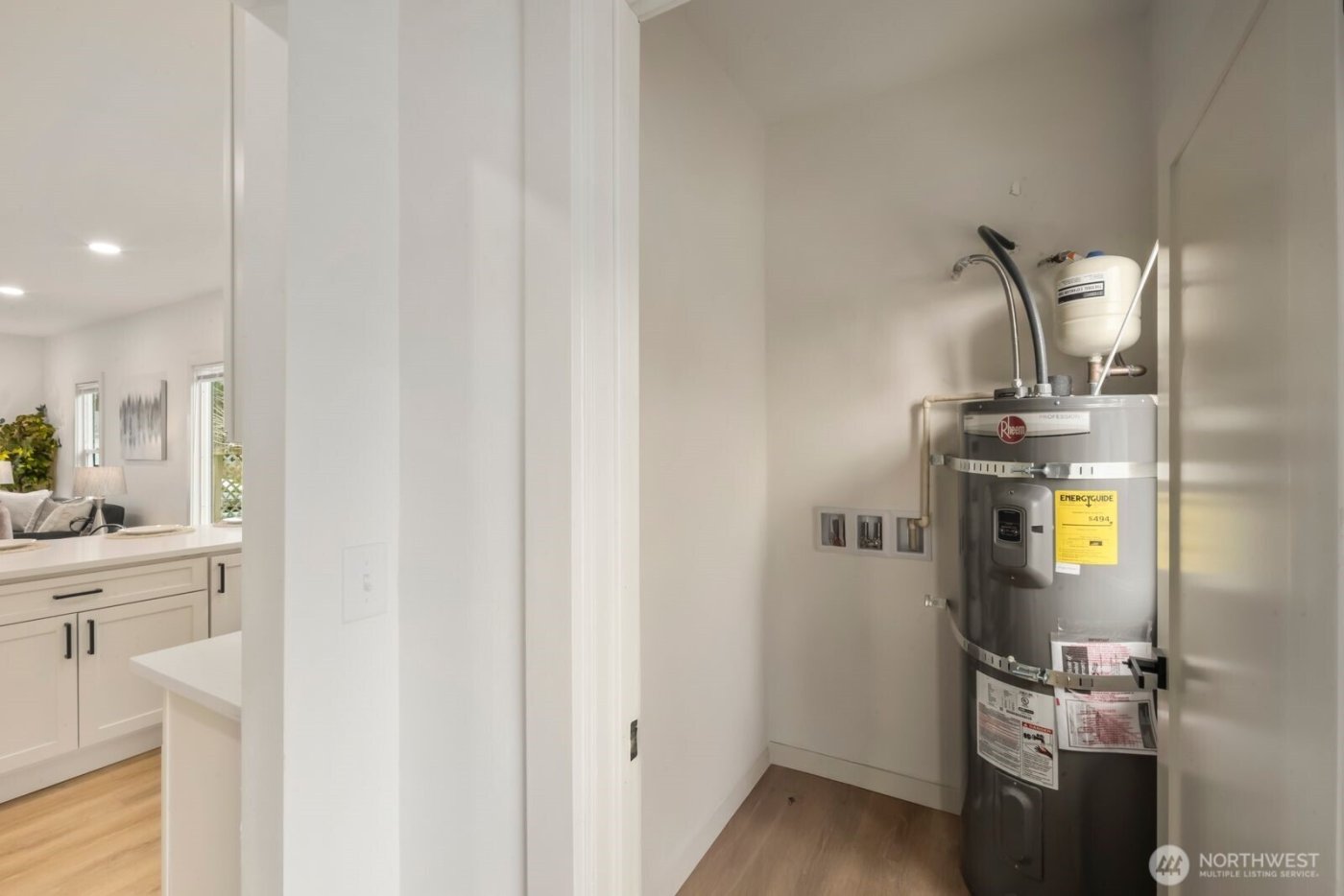 1426 S 56th Street , Tacoma, WA 98408