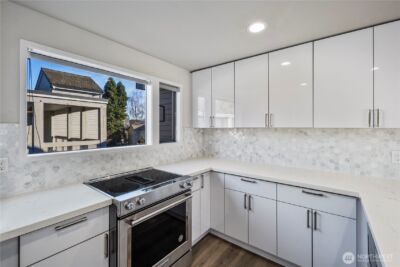 6121 NE 175th Street #A402, Kenmore, WA 98028 - Photo 3