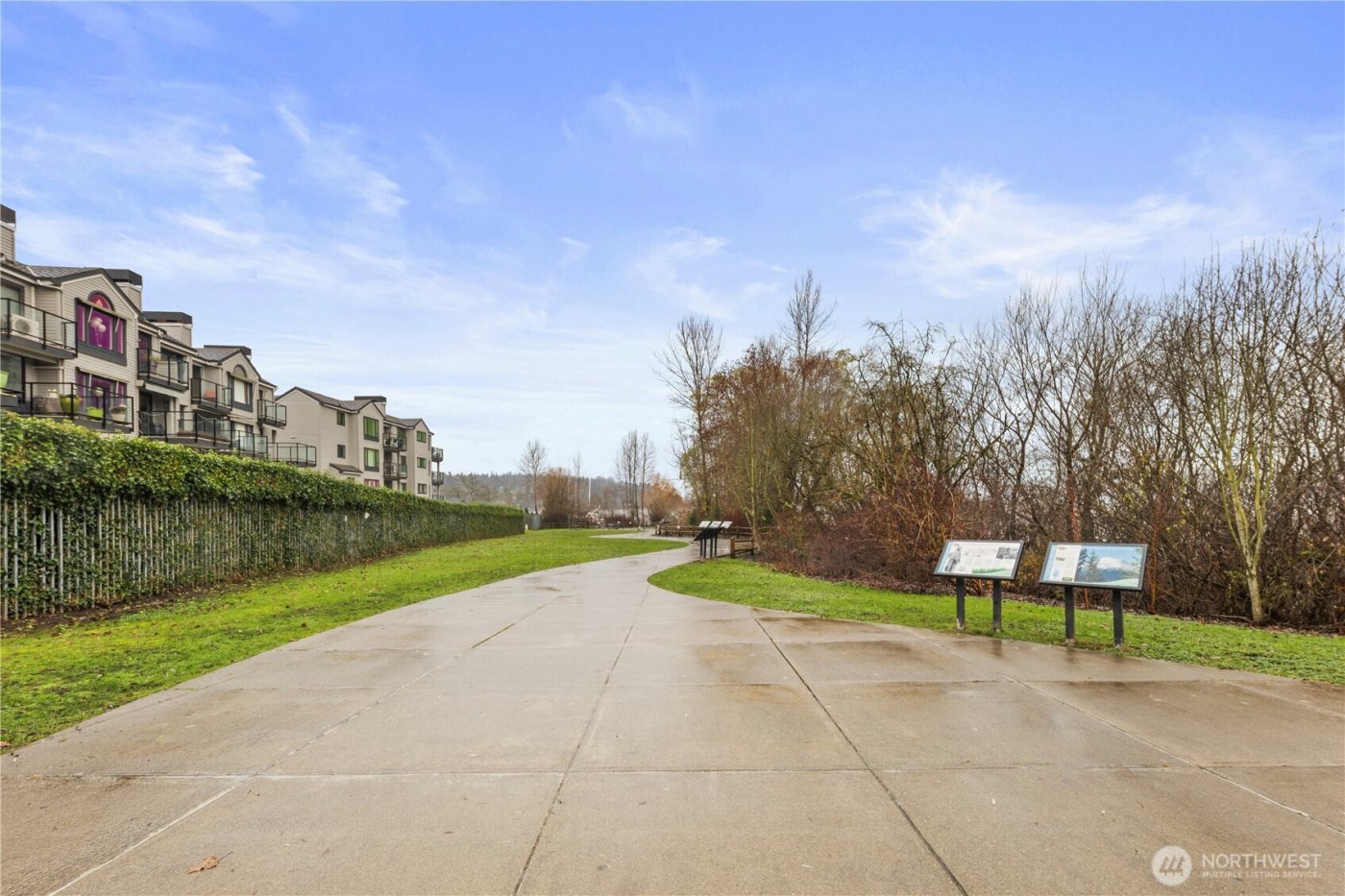 6121 NE 175th Street #A402, Kenmore, WA 98028