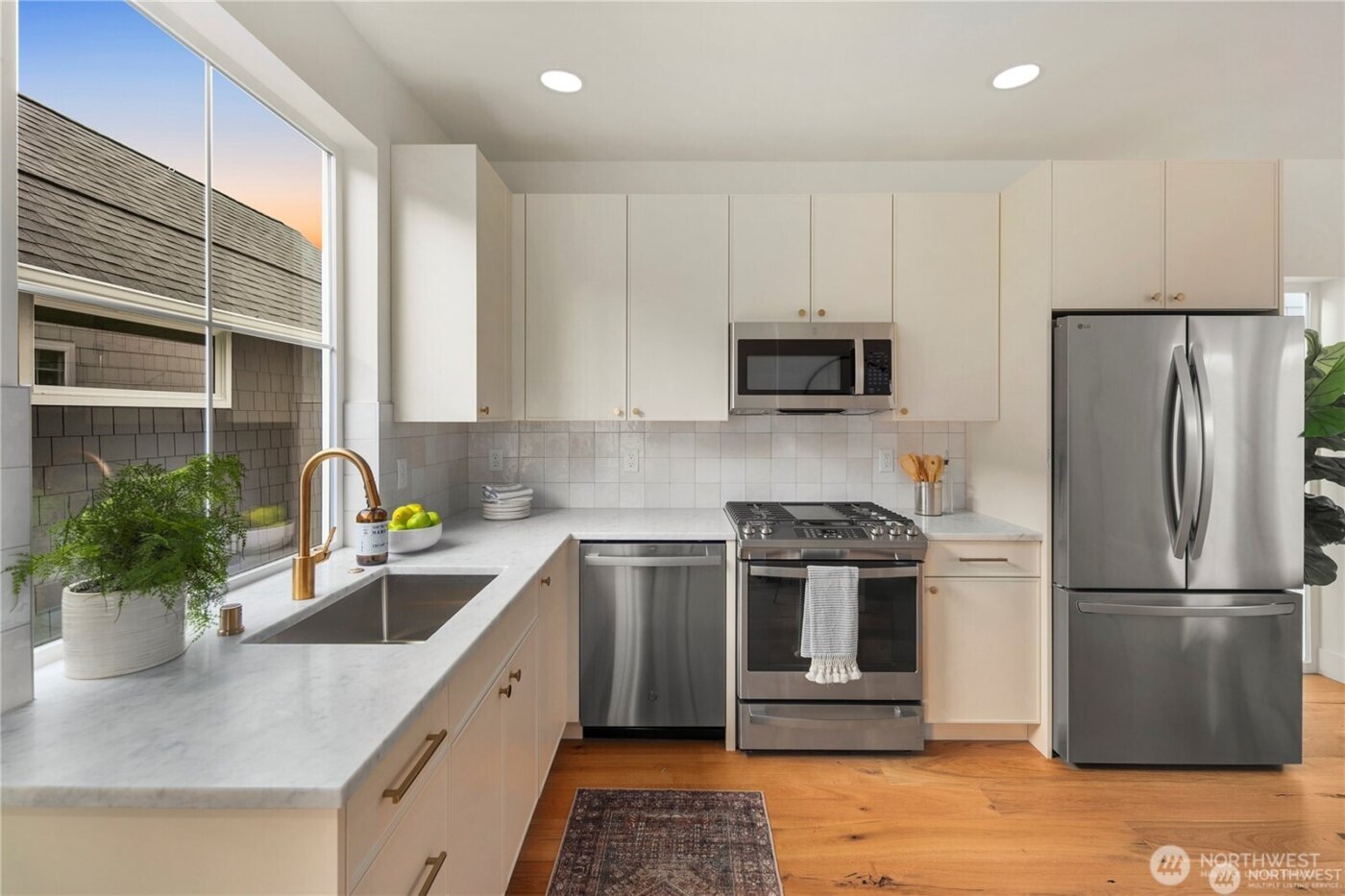 2815 E Denny Way #B, Seattle, WA 98122