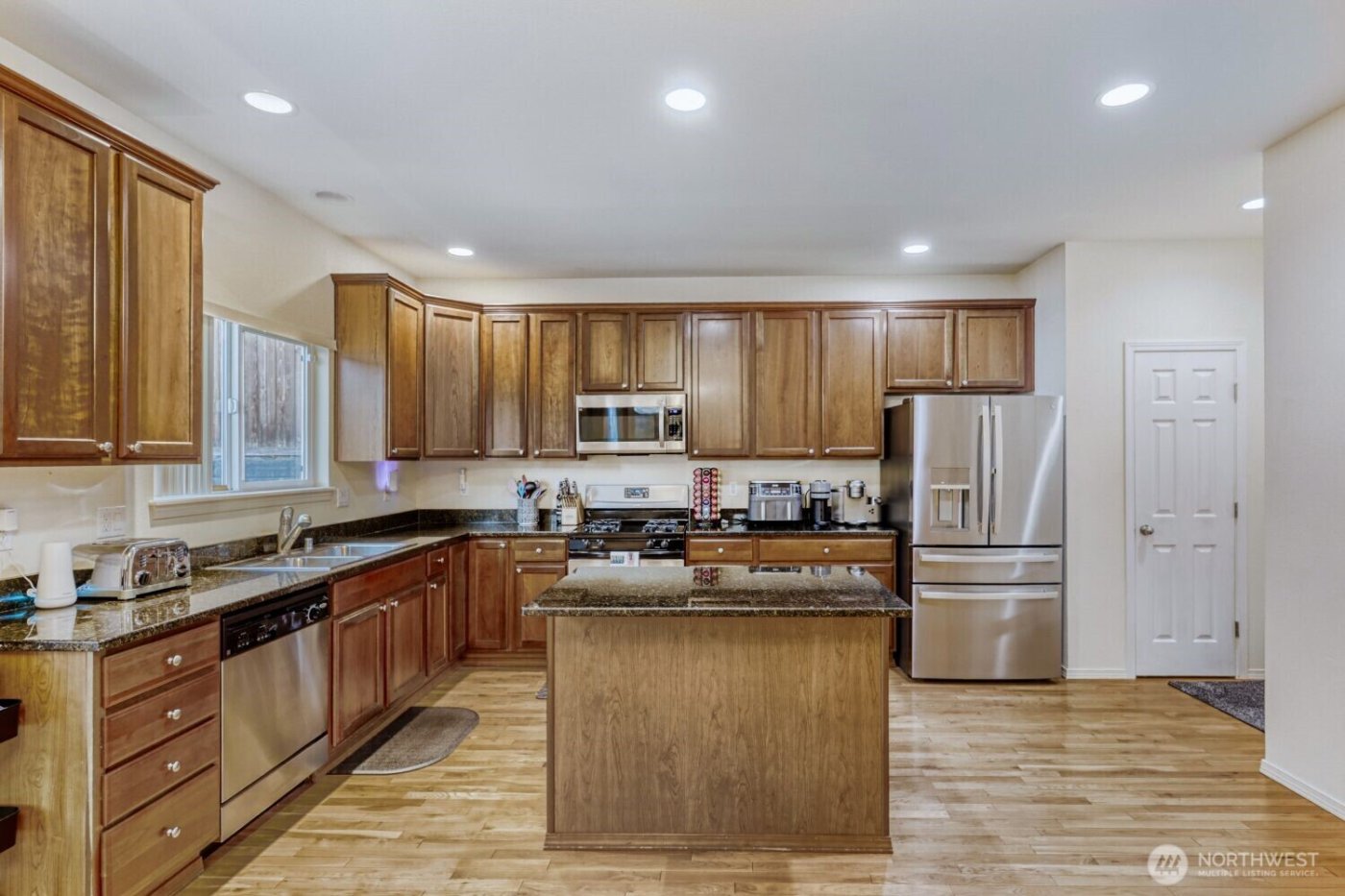 8015 88th Street NE, Marysville, WA 98270
