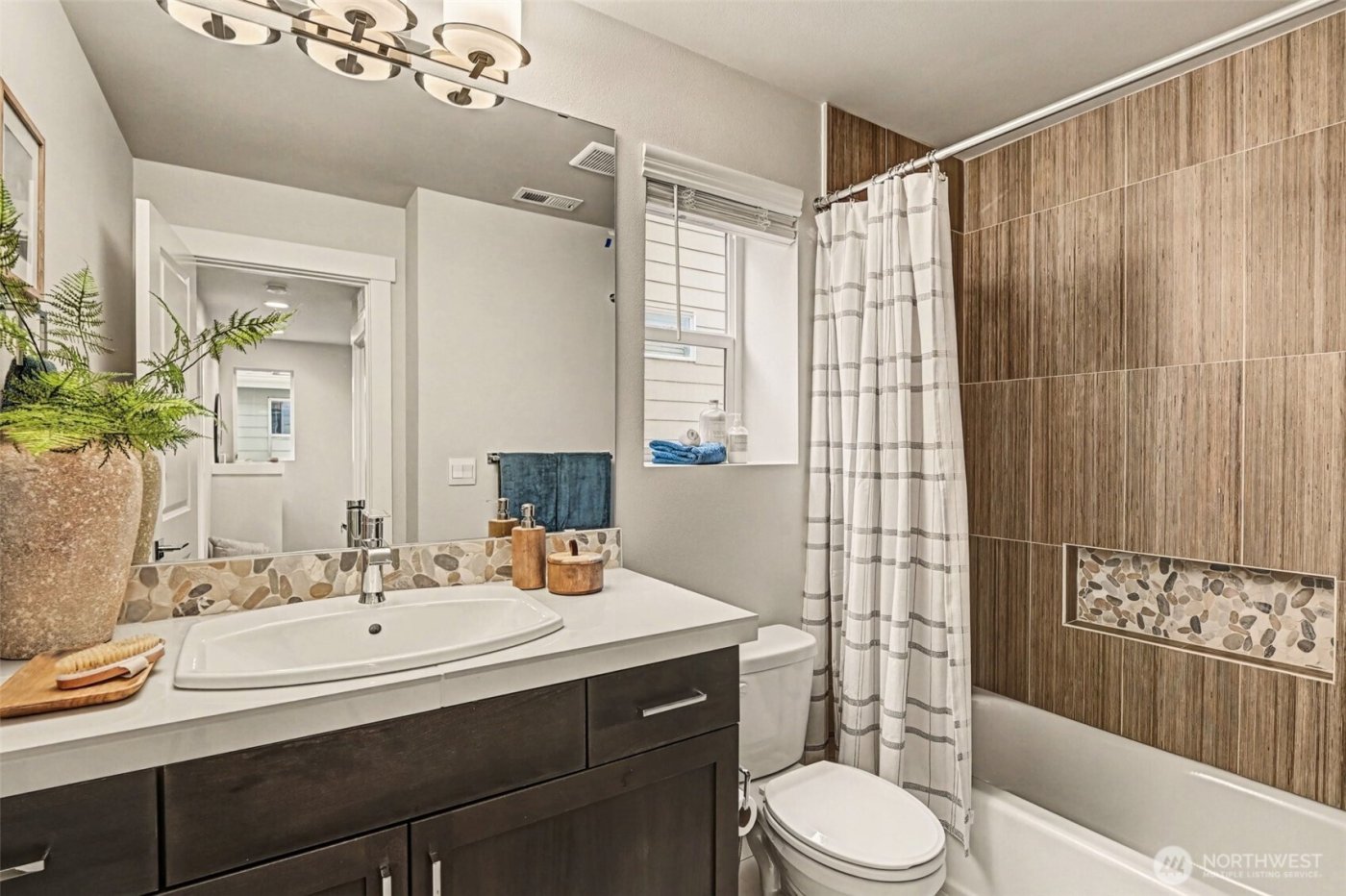 17609 21st Ave W #20, Lynnwood, WA 98037