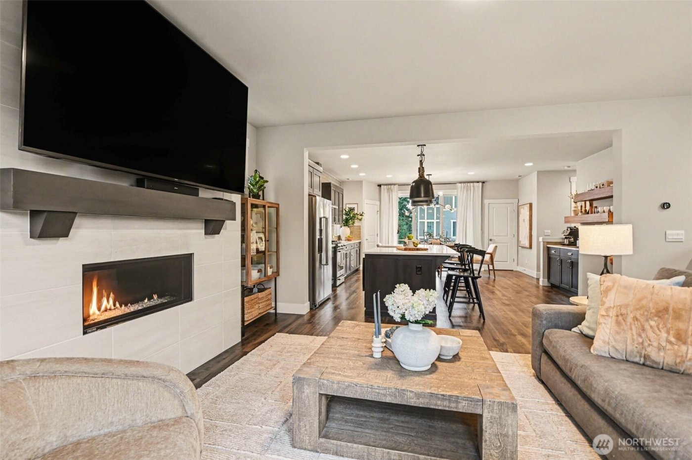 17609 21st Ave W #20, Lynnwood, WA 98037