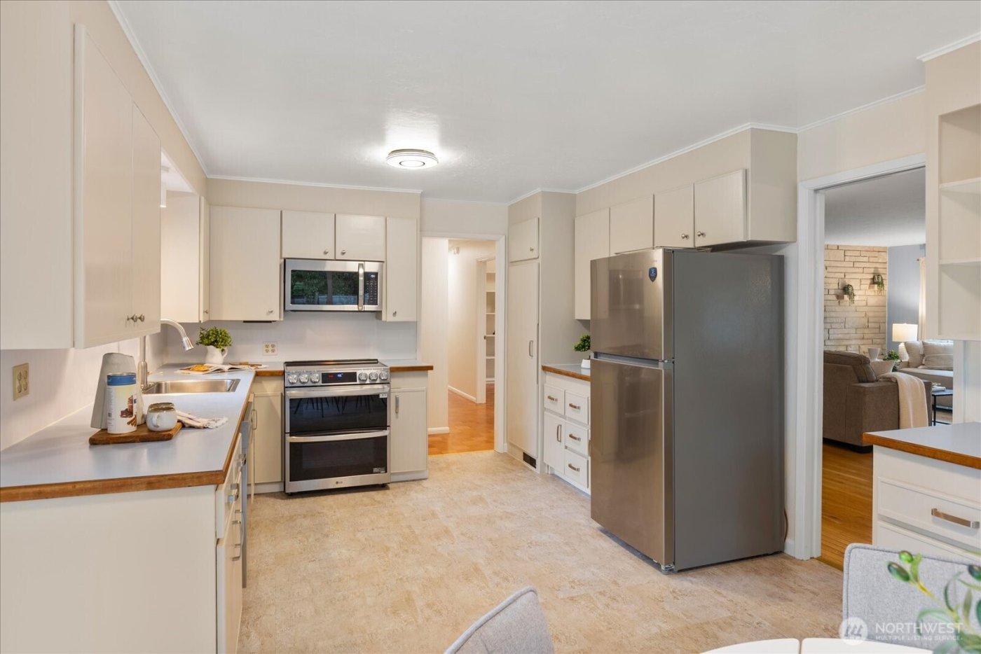 17839 1st Avenue NW, Shoreline, WA 98177