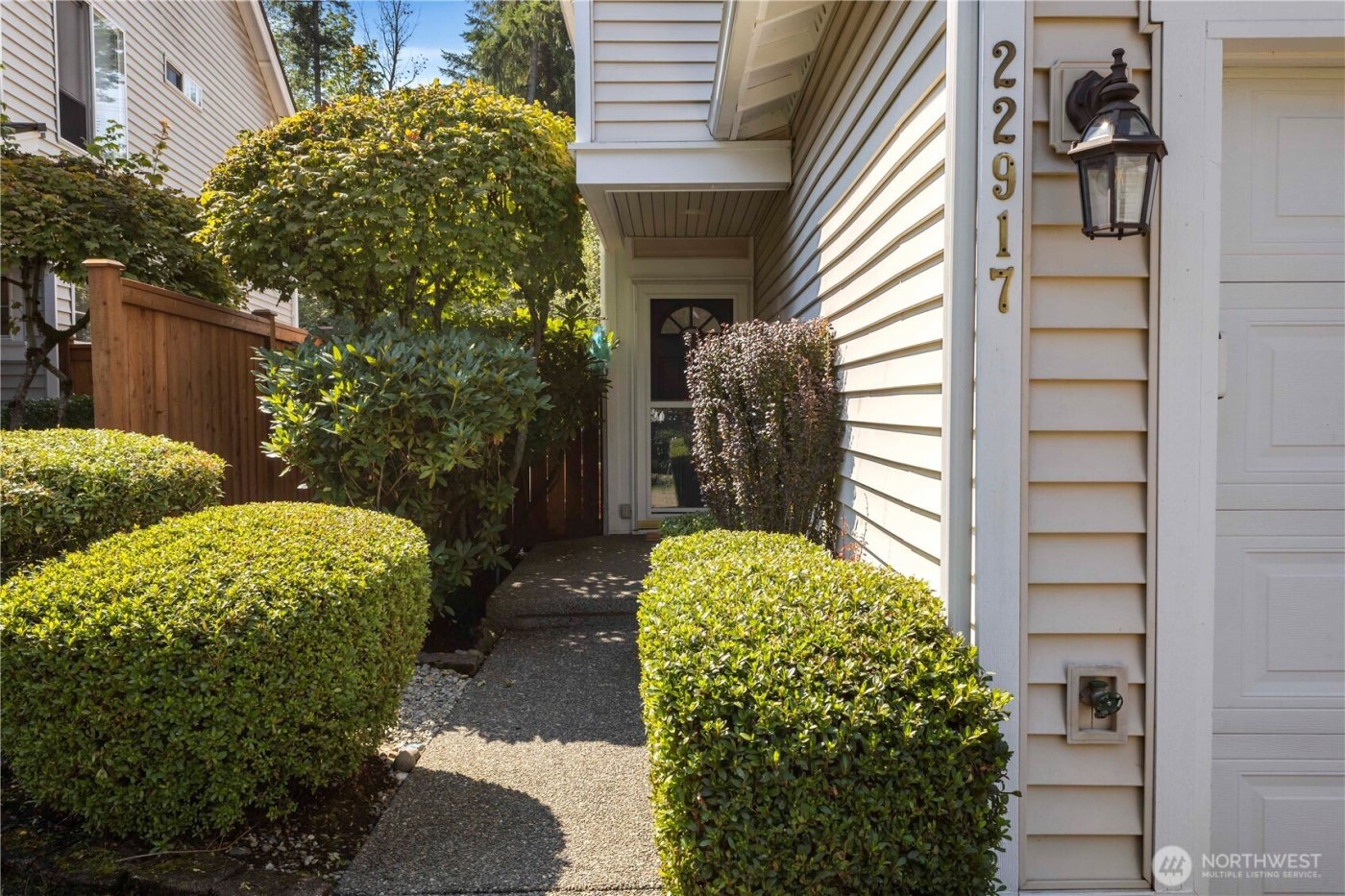 22917 SE 241st Place , Maple Valley, WA 98038-5248