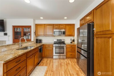 22917 SE 241st Place , Maple Valley, WA 98038-5248 - Photo 6