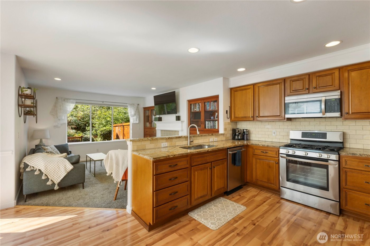 22917 SE 241st Place , Maple Valley, WA 98038-5248