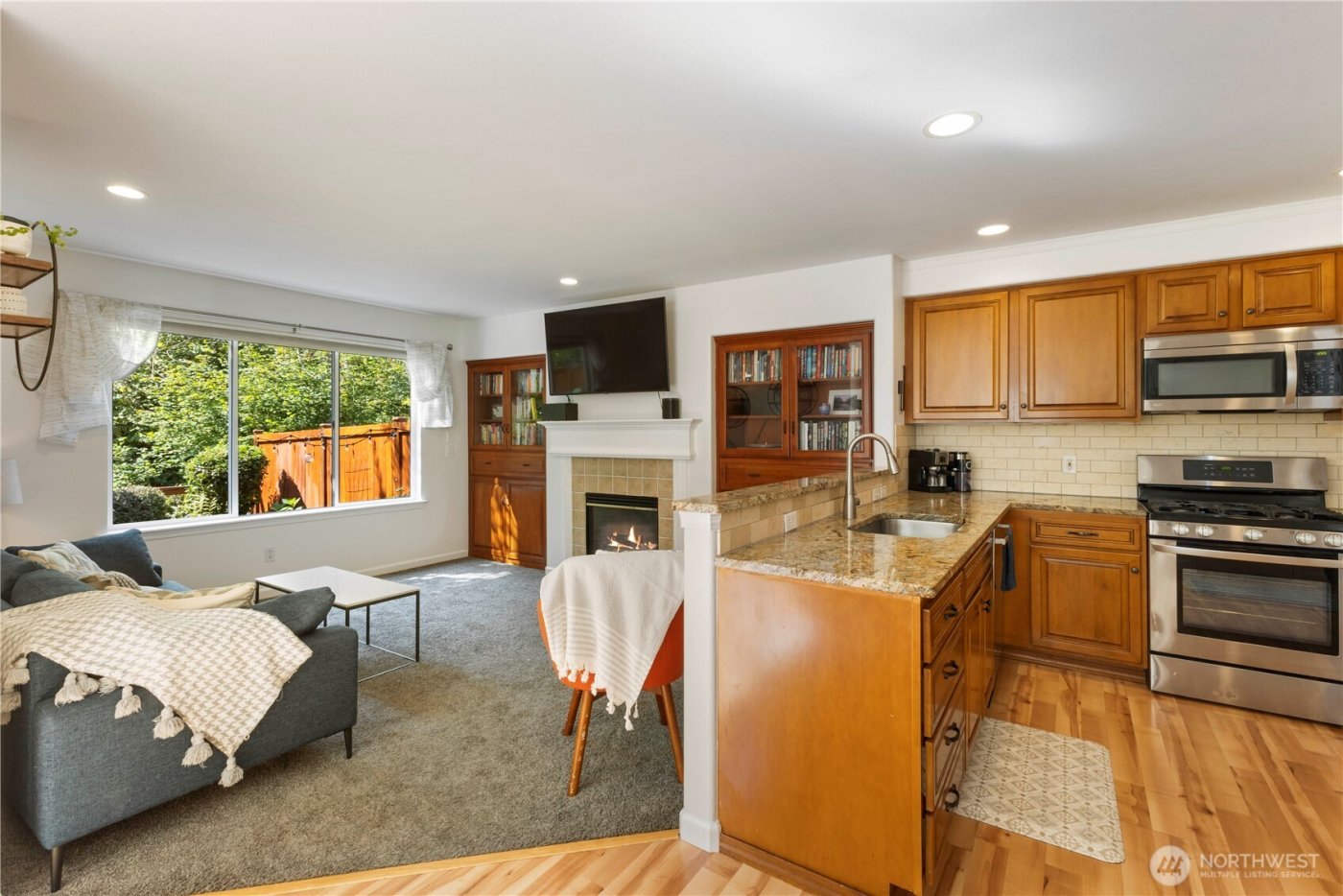 22917 SE 241st Place , Maple Valley, WA 98038-5248