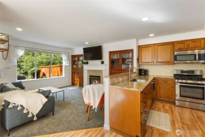 22917 SE 241st Place , Maple Valley, WA 98038-5248 - Photo 8