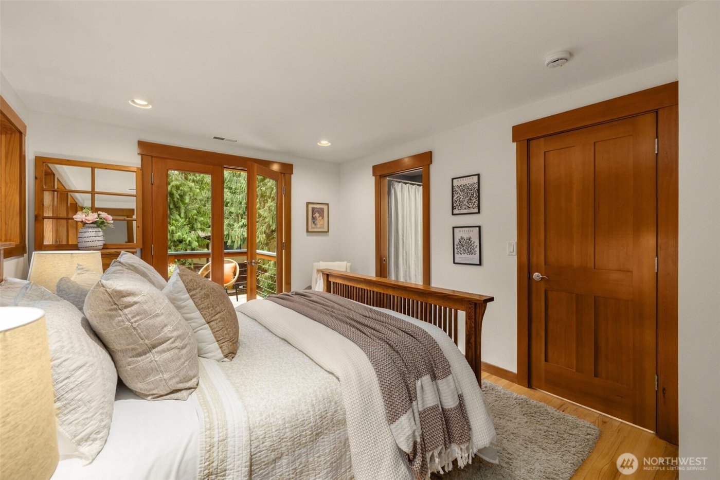 23415 NE 73rd Street , Redmond, WA 98053