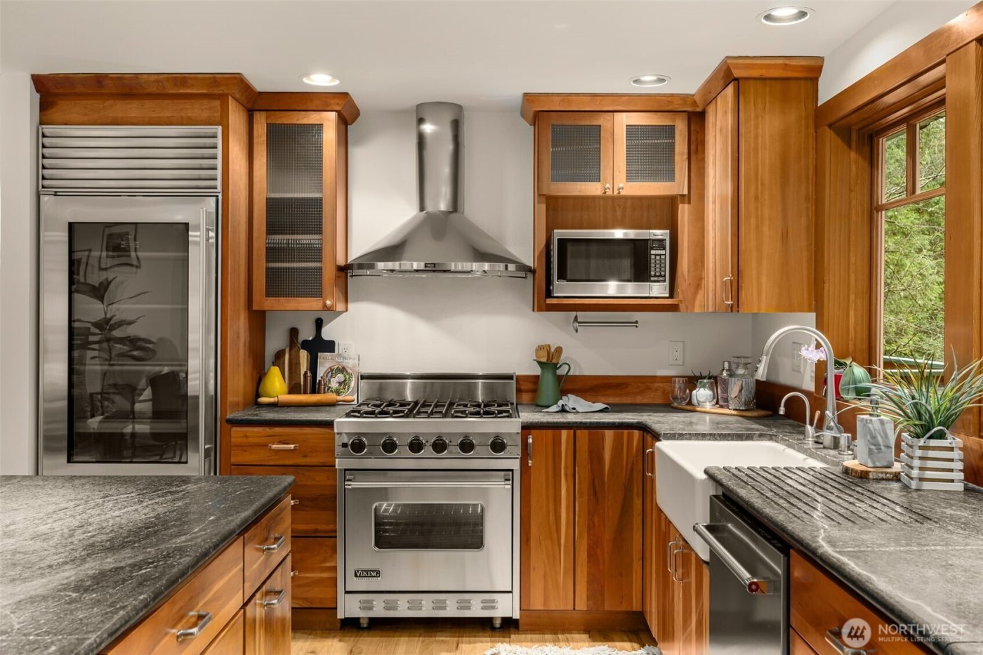 23415 NE 73rd Street , Redmond, WA 98053